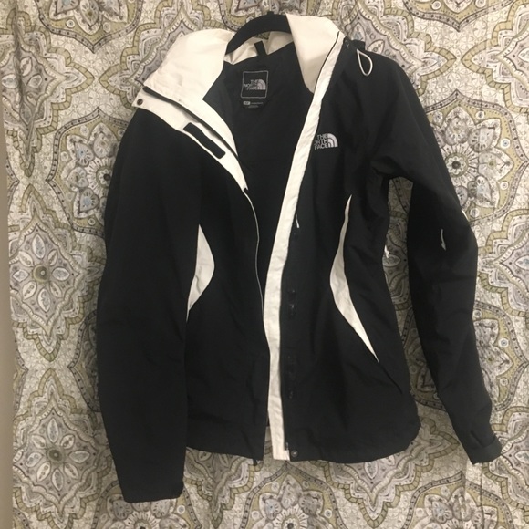 The North Face HyVent Women's Coat (S/P) - Picture 1 of 8